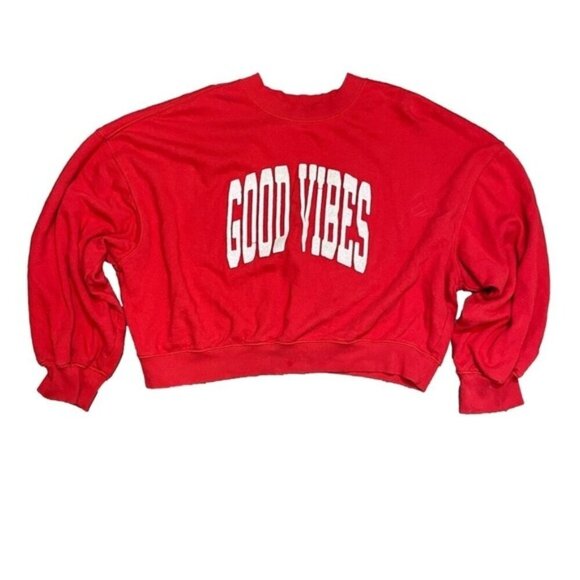 Old Navy Good Vibes Red Cropped Crewneck Medium - Picture 2 of 5